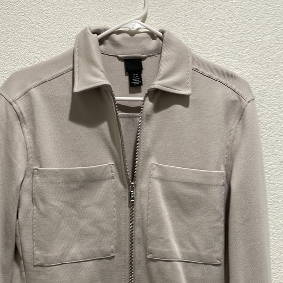 Jacket - Picture 2 of 3